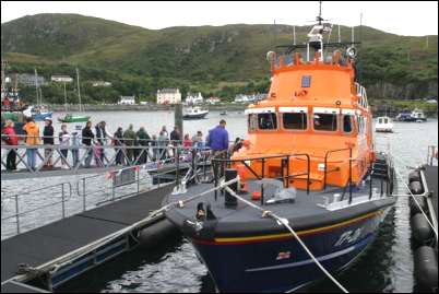 lifeboat photo